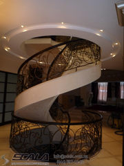 Виготовлення сходів на замовлення компании Skala